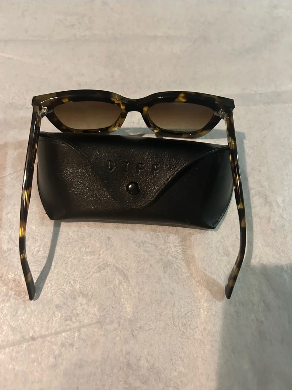 Tortoiseshell Square Sunglasses - Brown